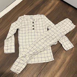 Lou Lou & Co 2-piece Pajamas